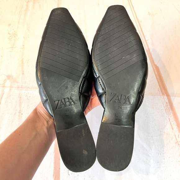Zara Bloggers Favorite Black Quilted Mules Slides Sandals - Picture 5 of 5